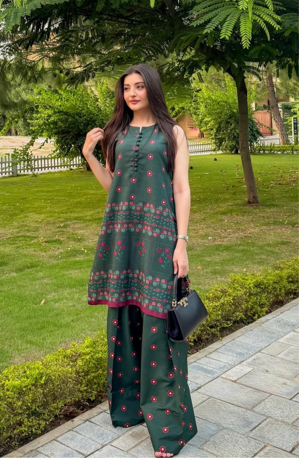 Emerald Rose (Stitched 2-Piece)