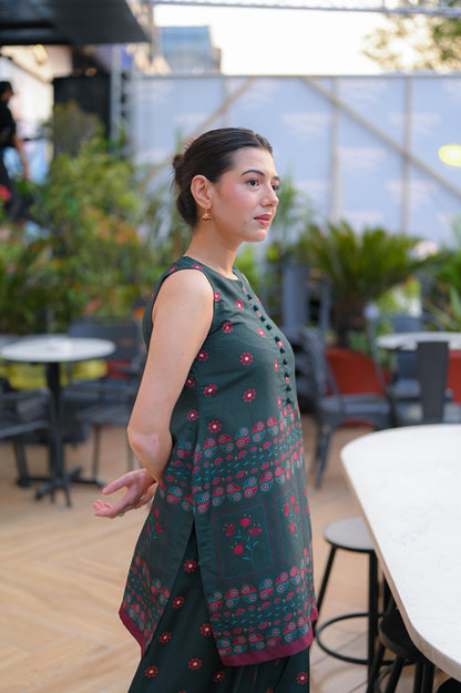 Emerald Rose (Stitched 2-Piece)