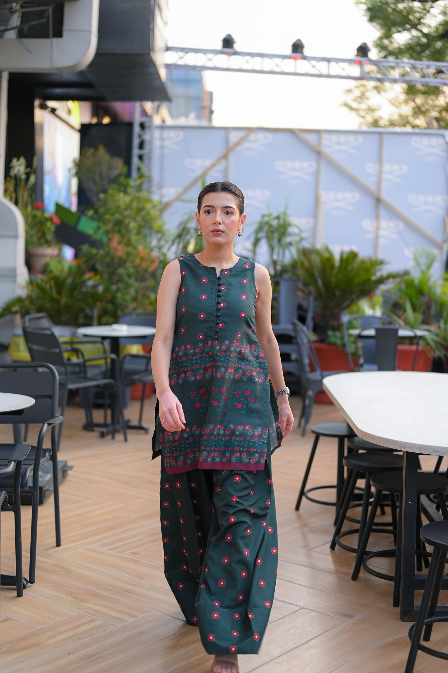 Emerald Rose (Stitched 2-Piece)